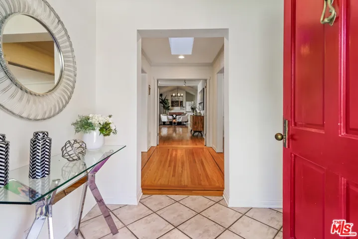 10624 Lindbrook Drive, Los Angeles, California 90024