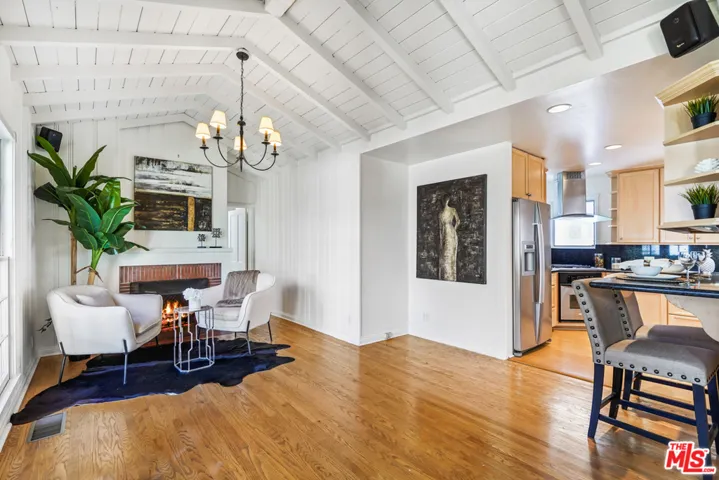 10624 Lindbrook Drive, Los Angeles, California 90024