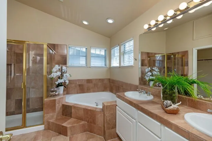 109 Treseder Court, Los Gatos, California 95032