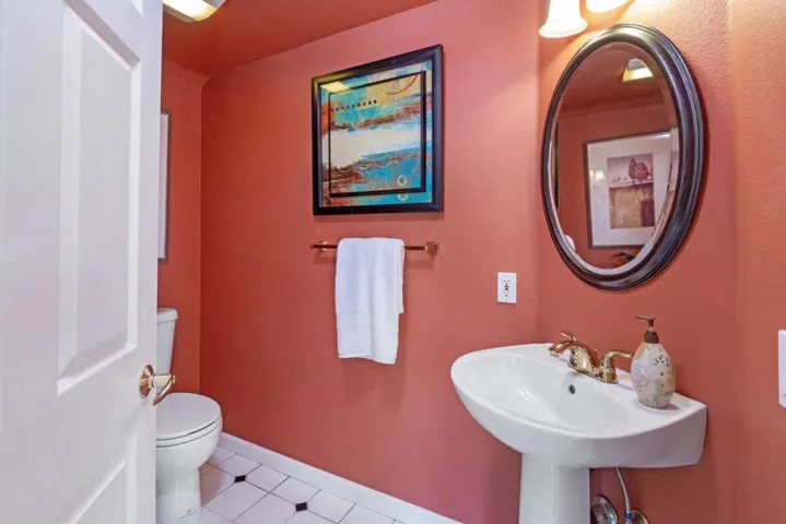 109 Treseder Court, Los Gatos, California 95032
