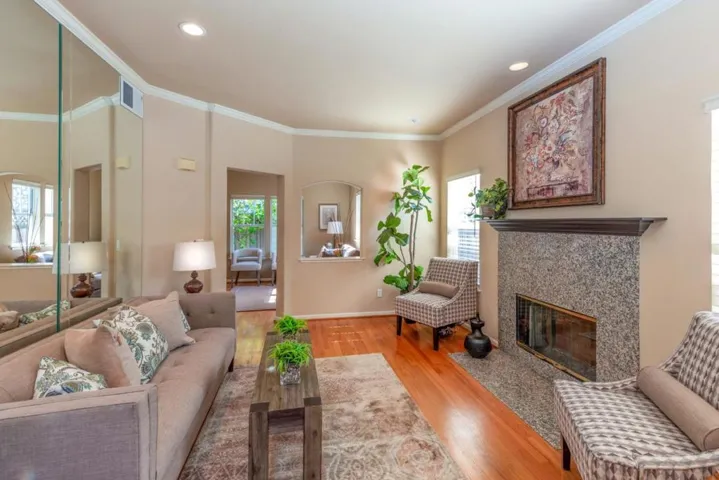 109 Treseder Court, Los Gatos, California 95032