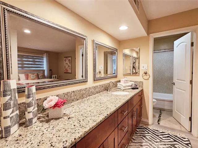 400 N Acacia D15, Fullerton, California 92831