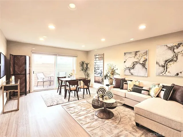400 N Acacia D15, Fullerton, California 92831