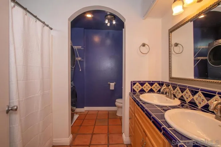 2018 Pacific Beach Drive 3, San Diego, California 92109
