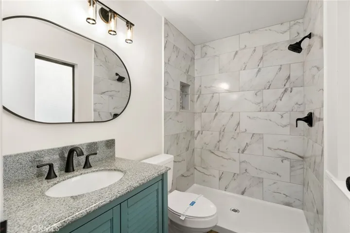 6977 Manhattan Drive, Riverside, California 92506
