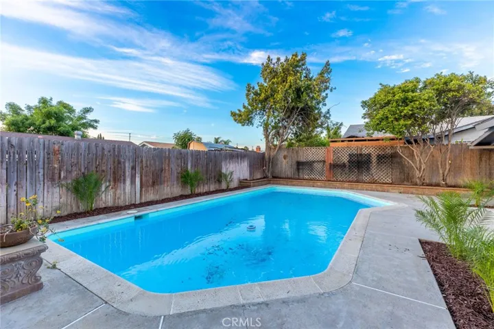 6977 Manhattan Drive, Riverside, California 92506