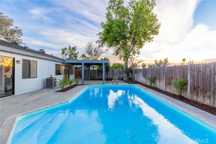 6977 Manhattan Drive, Riverside, California 92506