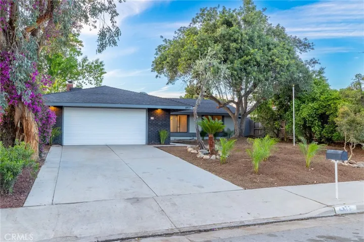 6977 Manhattan Drive, Riverside, California 92506