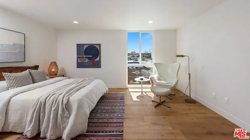 Main Floor | Primary Bedroom