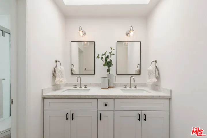 Primary Bathroom | Dual Vanities