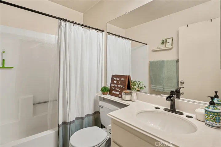 18109 Erik Court 454, Canyon Country, California 91387