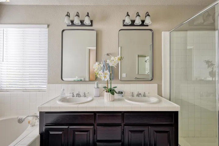 2065 Crater Peak Way, Antioch, California 94531