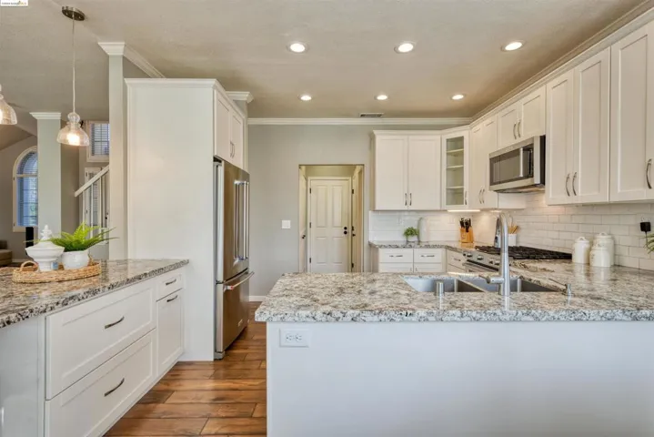 2065 Crater Peak Way, Antioch, California 94531