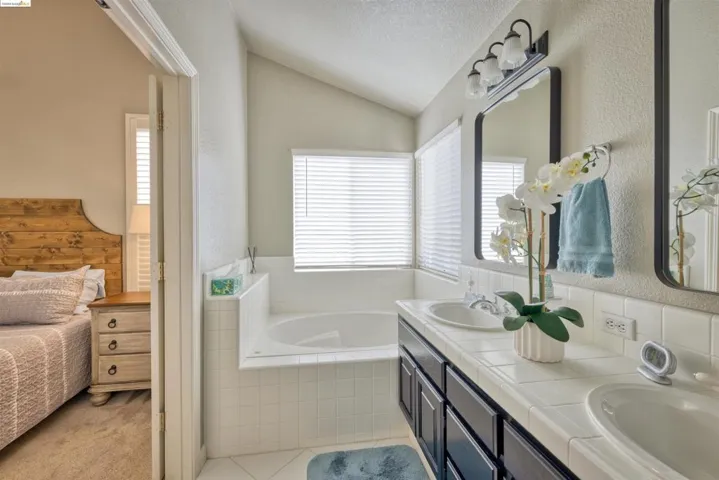 2065 Crater Peak Way, Antioch, California 94531
