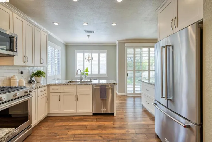 2065 Crater Peak Way, Antioch, California 94531