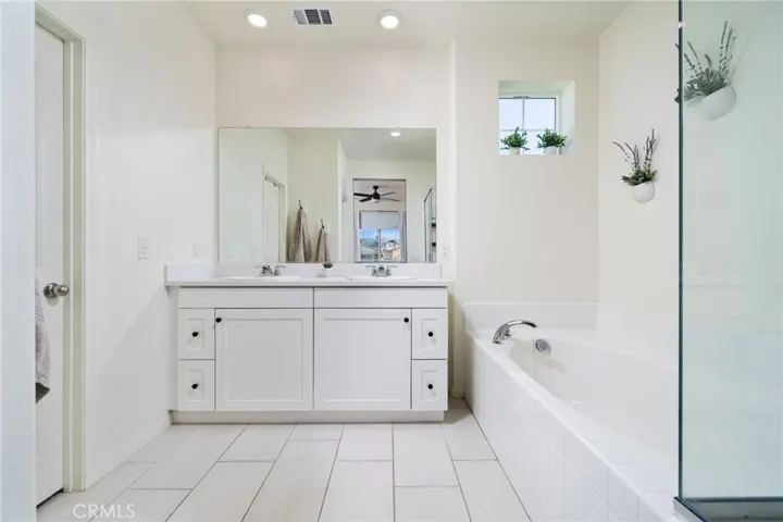 16620 Wyndham Lane 6, Fontana, California 92336