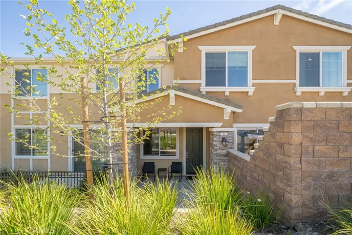 16620 Wyndham Lane 6, Fontana, California 92336