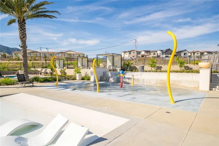 16620 Wyndham Lane 6, Fontana, California 92336