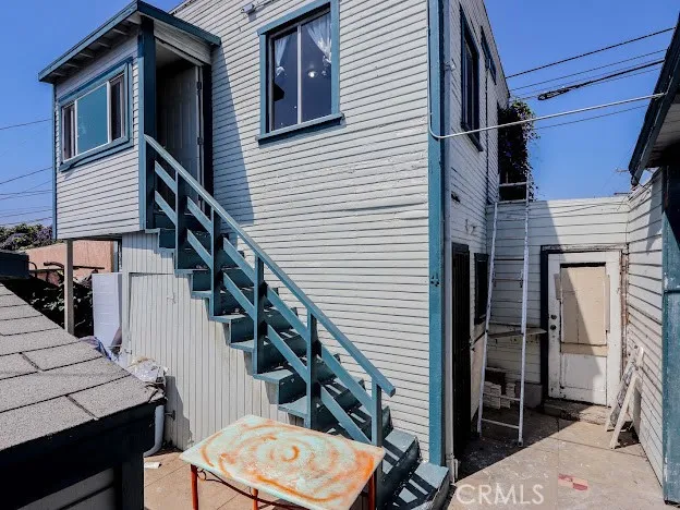 925 S Mcdonnell Avenue, East Los Angeles, California 90022