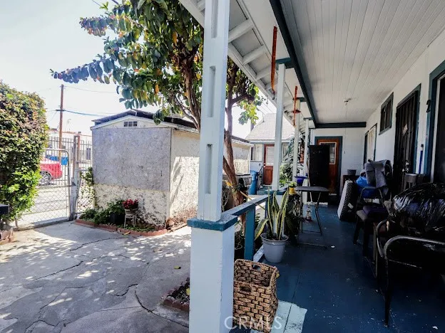 925 S Mcdonnell Avenue, East Los Angeles, California 90022
