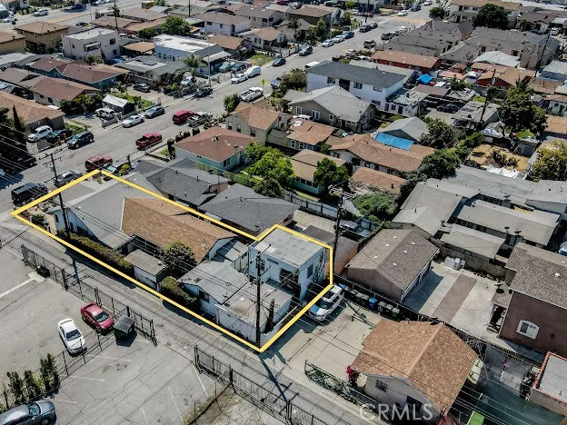 925 S Mcdonnell Avenue, East Los Angeles, California 90022