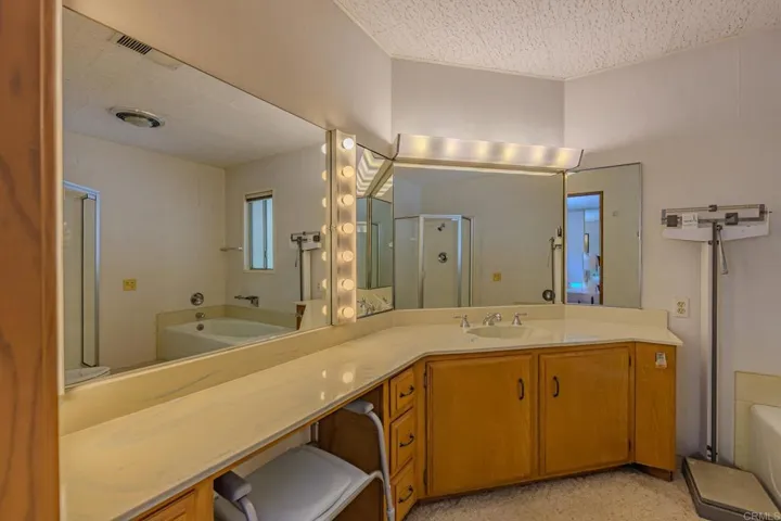 4650 Dulin Spc 140, Fallbrook, California 92028