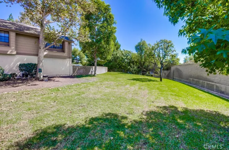 26701 Quail 203, Laguna Hills, California 92656