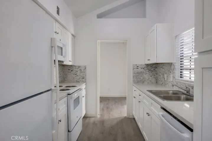 26701 Quail 203, Laguna Hills, California 92656