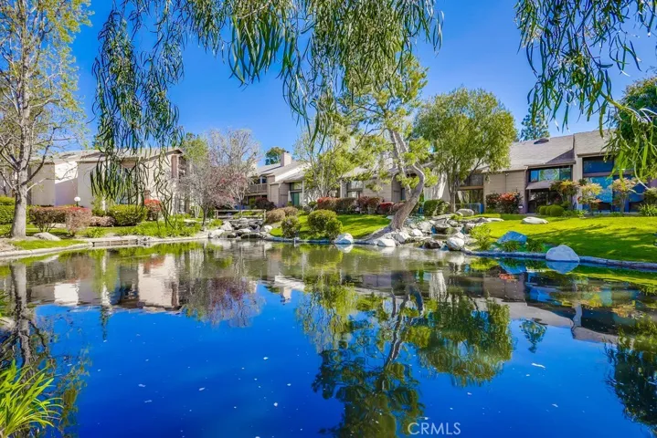 26701 Quail 203, Laguna Hills, California 92656