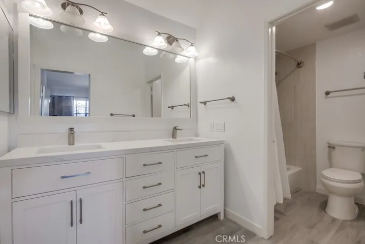 26701 Quail 203, Laguna Hills, California 92656