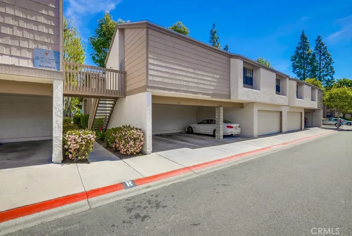 26701 Quail 203, Laguna Hills, California 92656