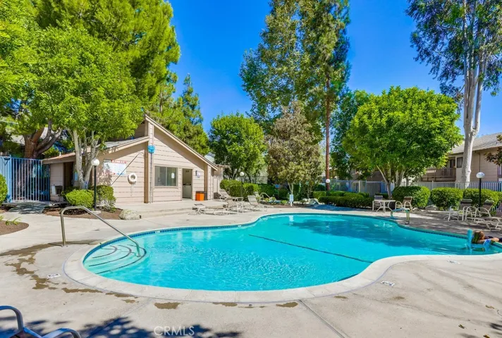 26701 Quail 203, Laguna Hills, California 92656
