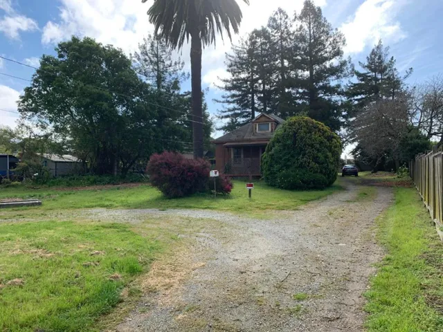 1526 7th Avenue, Santa Cruz, California 95062