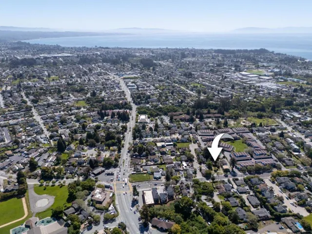 1526 7th Avenue, Santa Cruz, California 95062