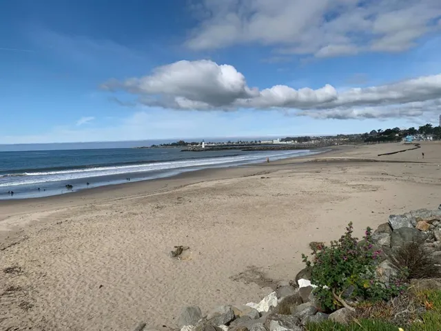 Twin Lakes Beach