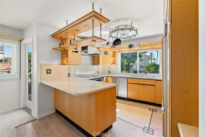 19401 Merion Circle, Huntington Beach, California 92648