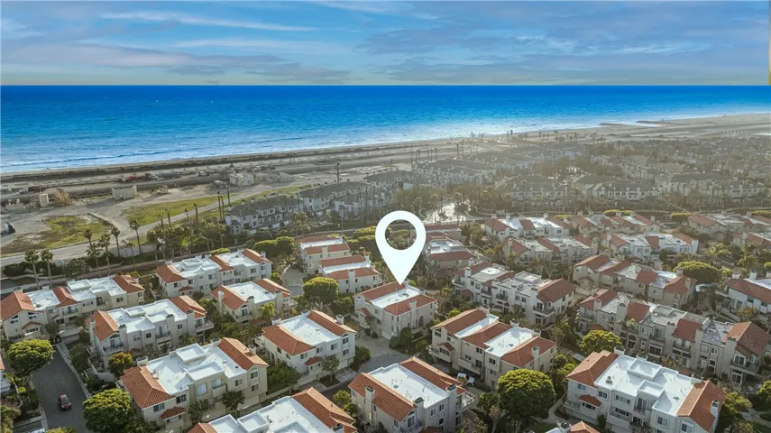 19401 Merion Circle, Huntington Beach, California 92648