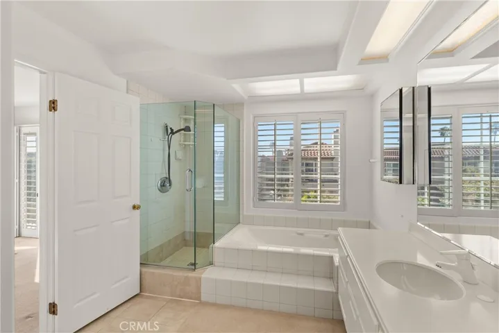 19401 Merion Circle, Huntington Beach, California 92648