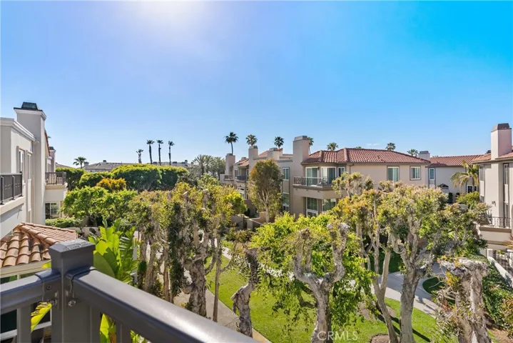 19401 Merion Circle, Huntington Beach, California 92648