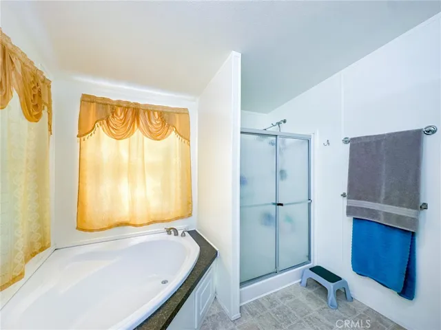 2016 Windbreak 22, Rosamond, California 93560
