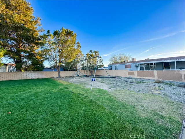 2016 Windbreak 22, Rosamond, California 93560