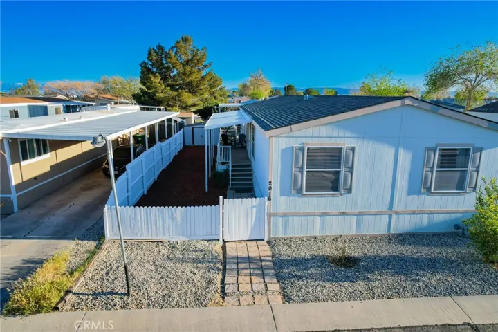 2016 Windbreak 22, Rosamond, California 93560