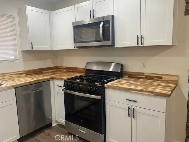 16612 Stagecoach Avenue, Palmdale, California 93591