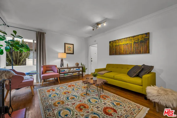 2621 S Bentley Avenue, Los Angeles, California 90064