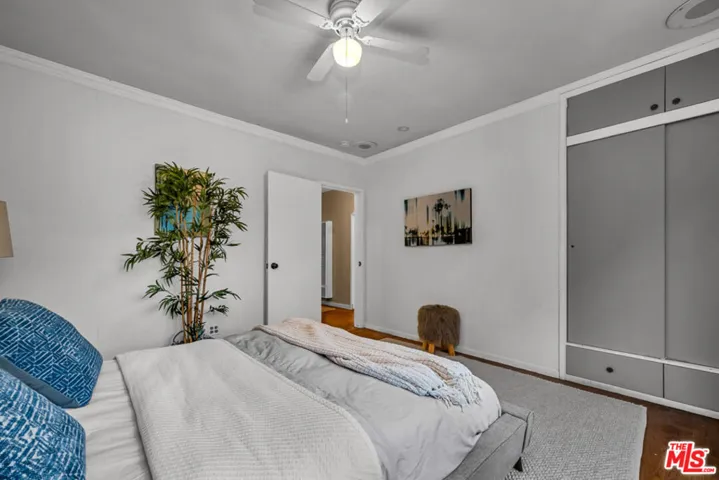 2621 S Bentley Avenue, Los Angeles, California 90064
