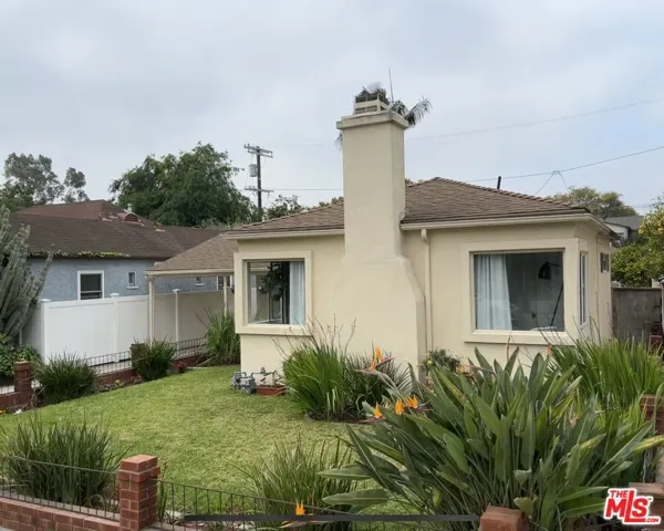 2621 S Bentley Avenue, Los Angeles, California 90064