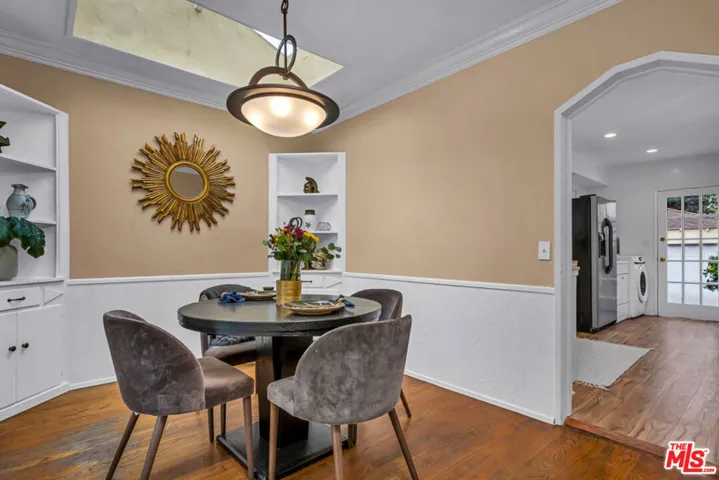 2621 S Bentley Avenue, Los Angeles, California 90064
