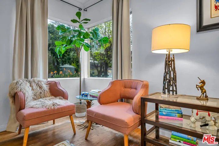 2621 S Bentley Avenue, Los Angeles, California 90064