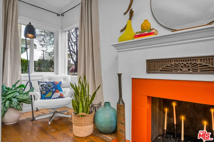 2621 S Bentley Avenue, Los Angeles, California 90064