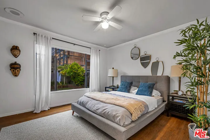 2621 S Bentley Avenue, Los Angeles, California 90064
